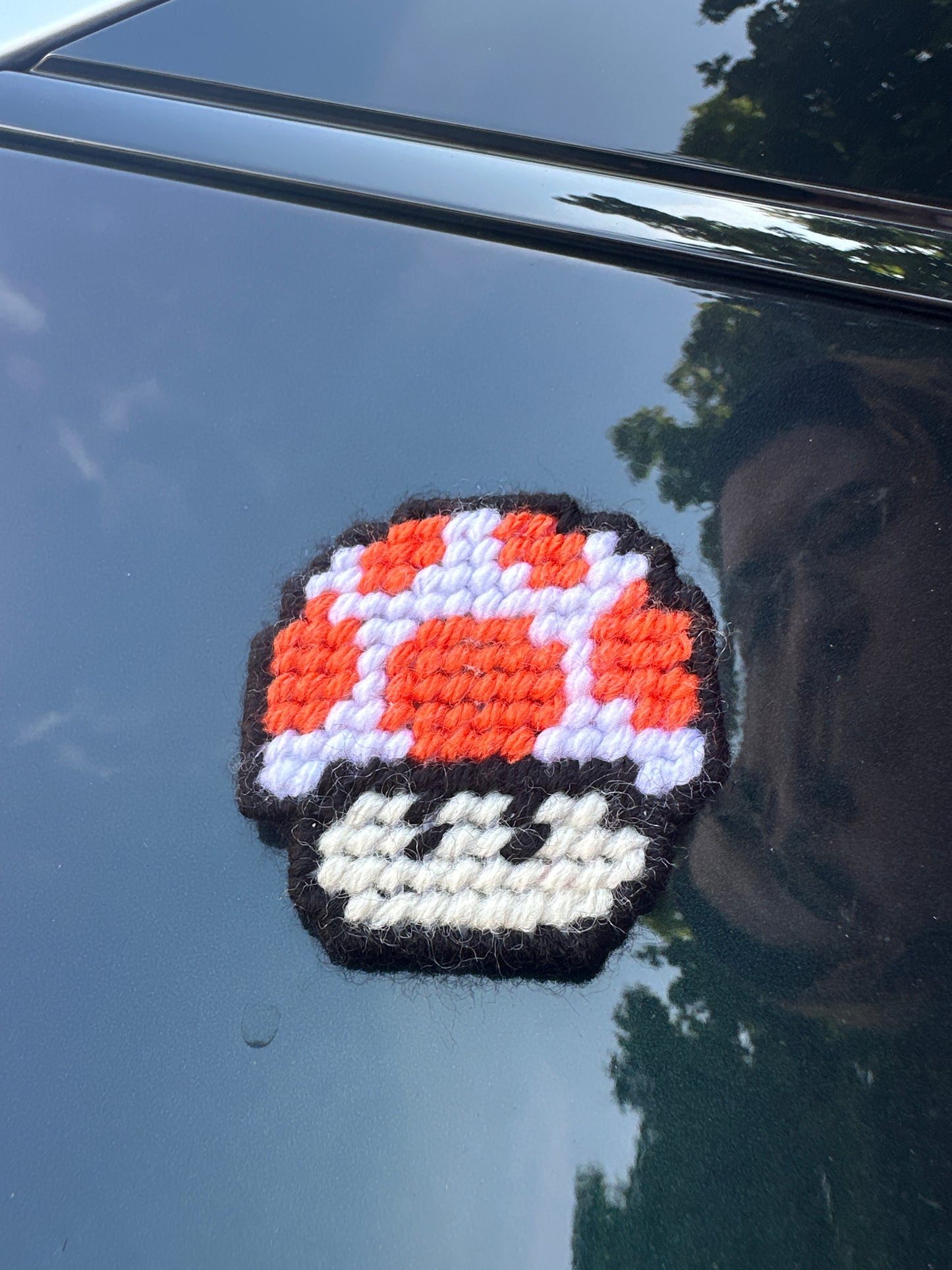shroom magnet (small)