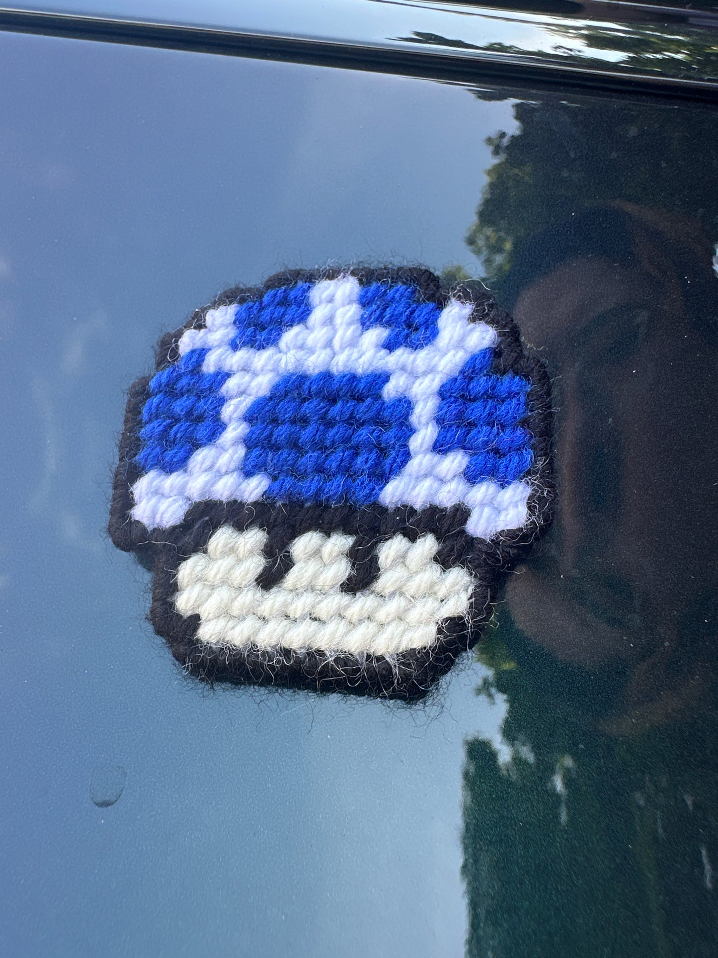 shroom magnet (small)