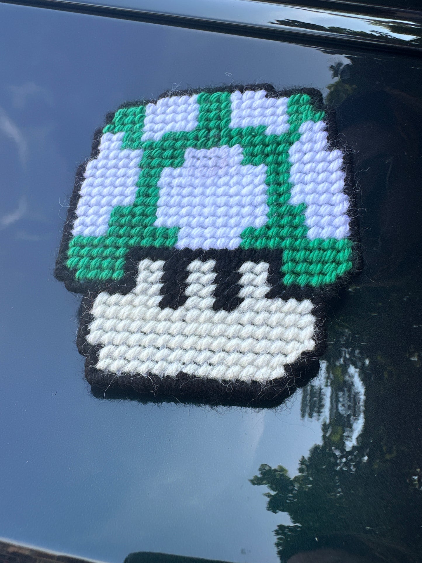 shroom magnet (large)